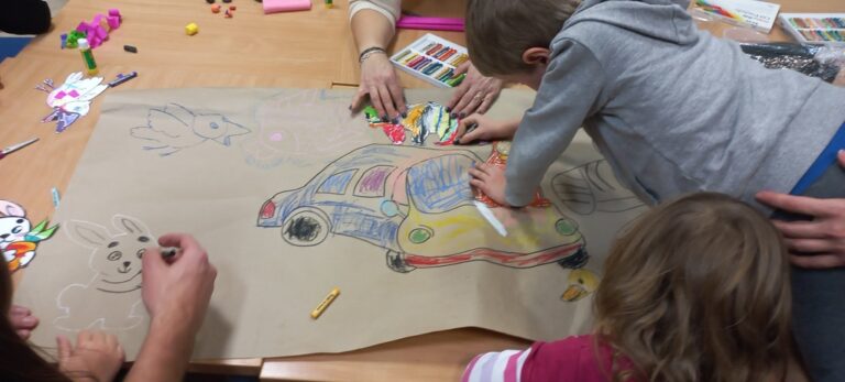 zajęcia biblioteczne dla dzieci z sową Jadwigą