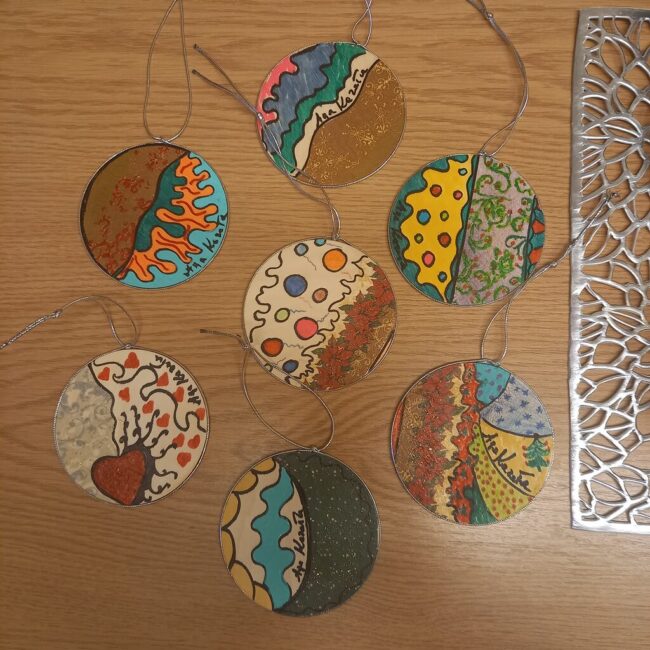 warsztaty świąteczne - tworzenie ozdób bożonarodzeniowych