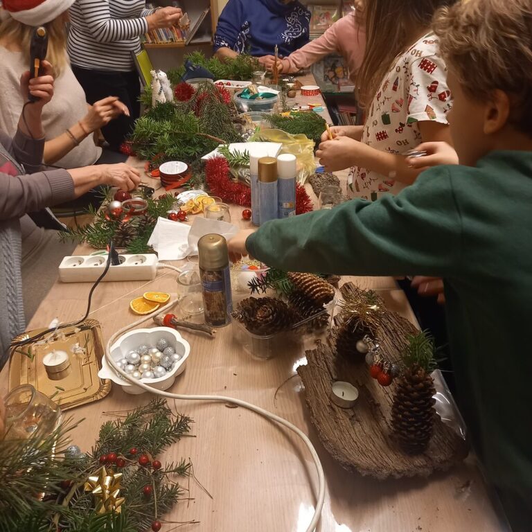 warsztaty świąteczne - tworzenie ozdób bożonarodzeniowych