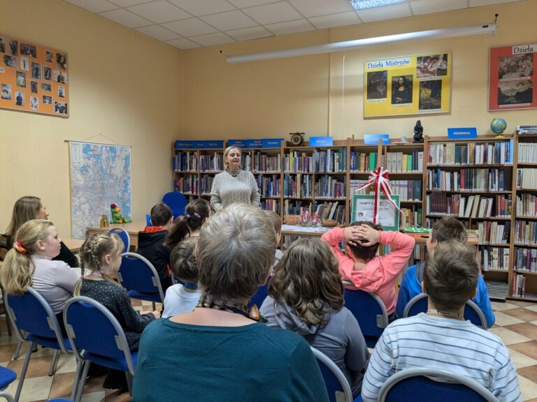 wystawa prac stworzonych przez uczestników projektu Czytajmy w 4k