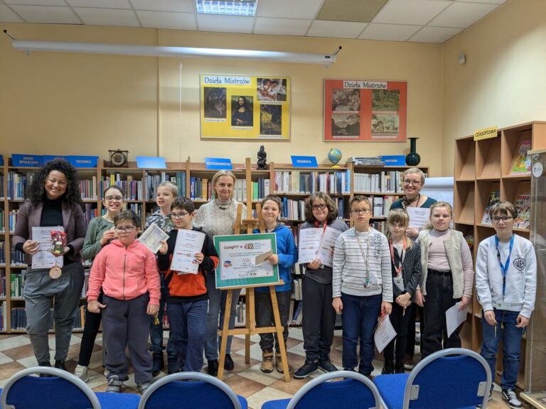 wystawa prac stworzonych przez uczestników projektu Czytajmy w 4k