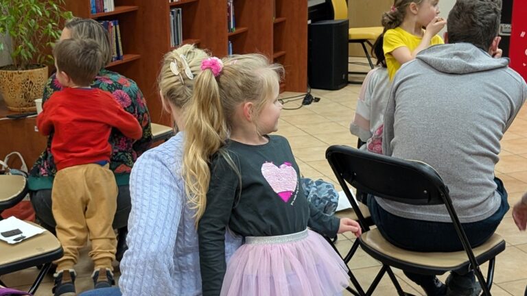 warsztaty sensoryczne pt. Jak mądrze bawić się z dziećmi