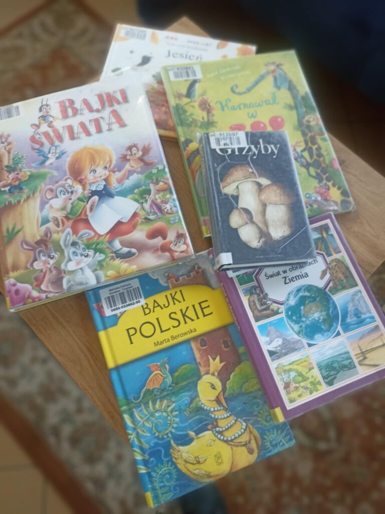 książki dla dzieci omawiane podczas zajęć w bibliotece