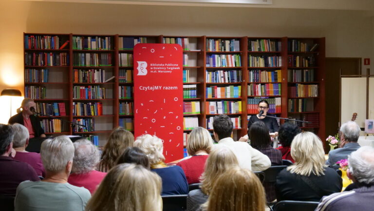 wieczór z muzyką i poezją w bibliotece