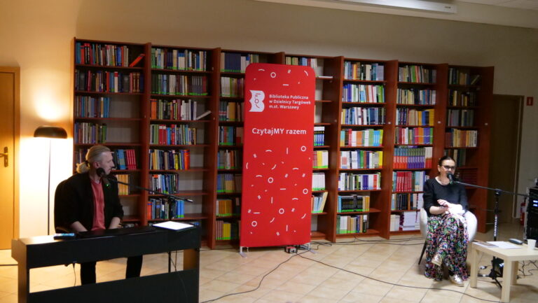 wieczór z muzyką i poezją w bibliotece