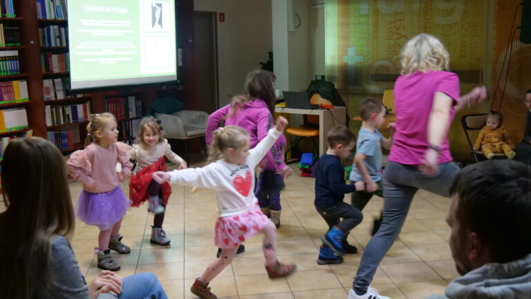 niepoważne zabawy z dziećmi - rodzinne warsztaty sensoryczne