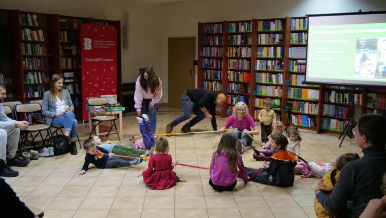 niepoważne zabawy z dziećmi - rodzinne warsztaty sensoryczne