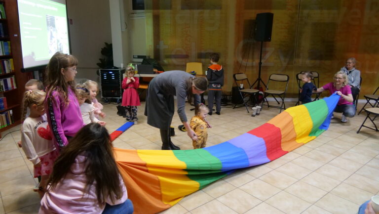 niepoważne zabawy z dziećmi - rodzinne warsztaty sensoryczne