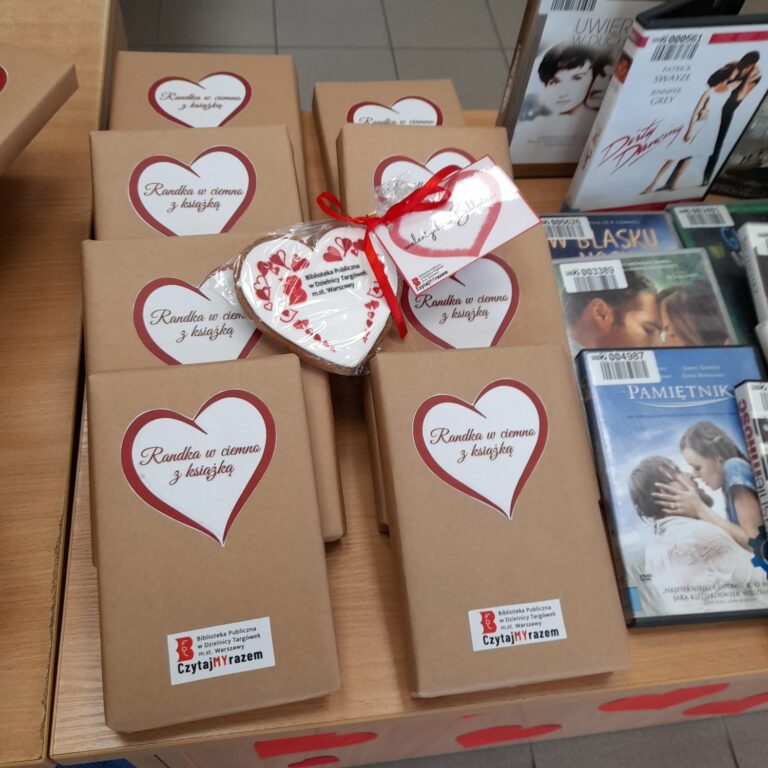 randka w ciemno z książką - walentynki w bibliotece