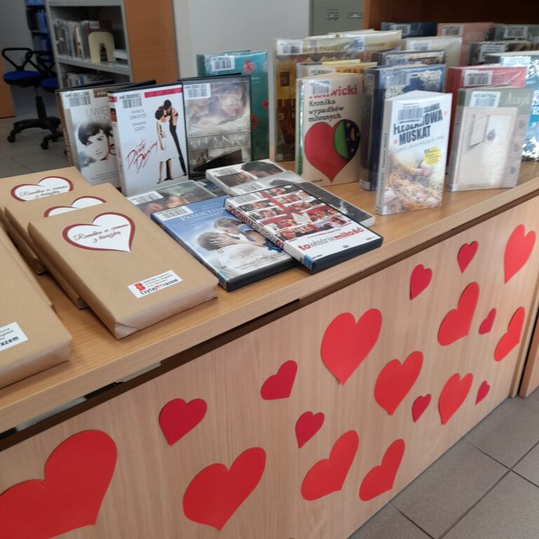 randka w ciemno z książką - walentynki w bibliotece