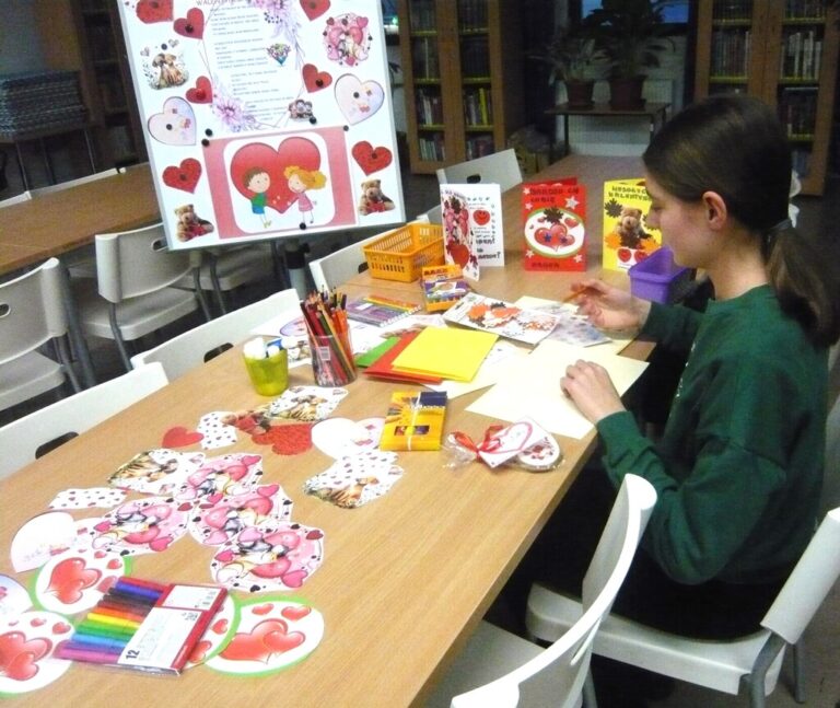 warsztaty walentynkowe w bibliotece