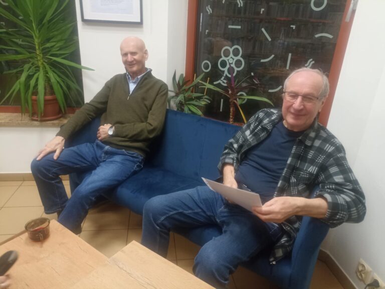 spotkanie grupy poetyckiej Akant w bibliotece