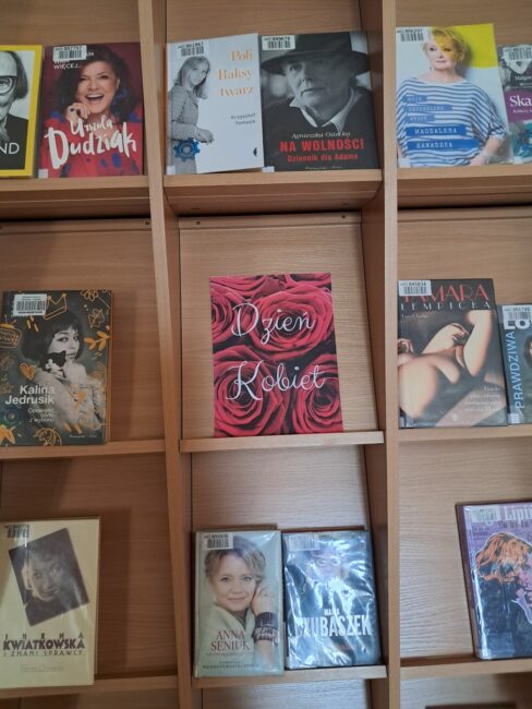 książki proponowane w ramach dnia kobiet