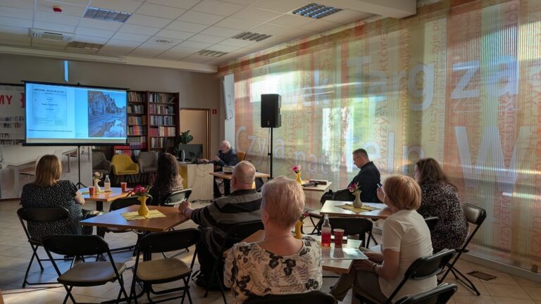 spotkanie w bibliotece - wieczór wspomnień poświęcony Pawłowi Elszteinowi