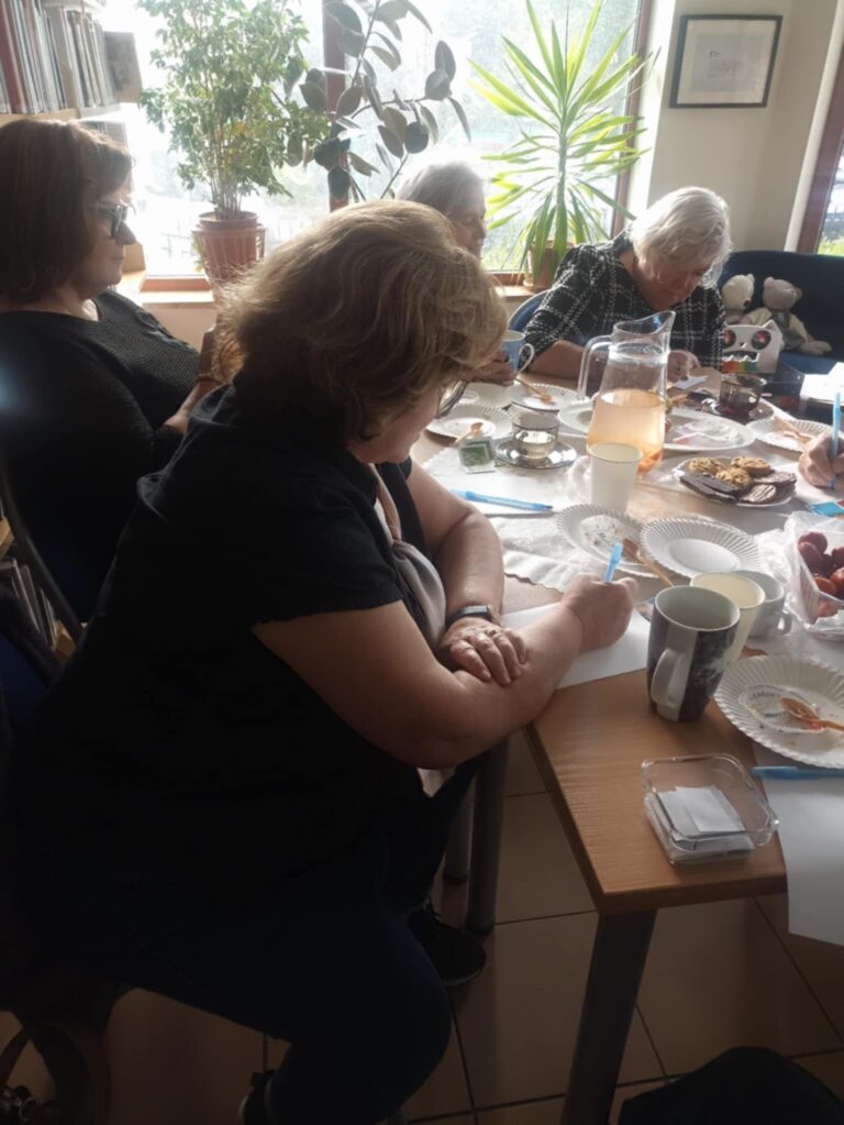 sąsiedzkie spotkanie poetyckie w bibliotece