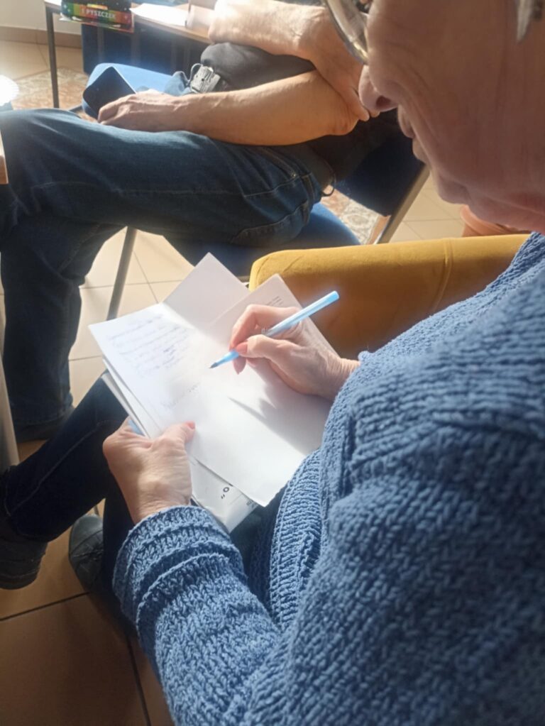 sąsiedzkie spotkanie poetyckie w bibliotece