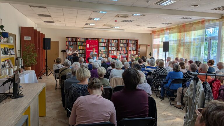 spotkanie poetycko-muzyczne zespołu Dwa plus dwa