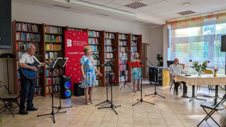 spotkanie poetycko-muzyczne zespołu Dwa plus dwa