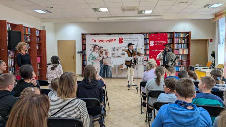 koncert kapeli góralskiej w bibliotece