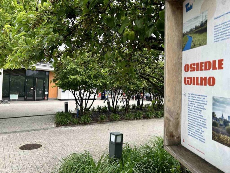 lokal Wilnoteki z zewnątrz