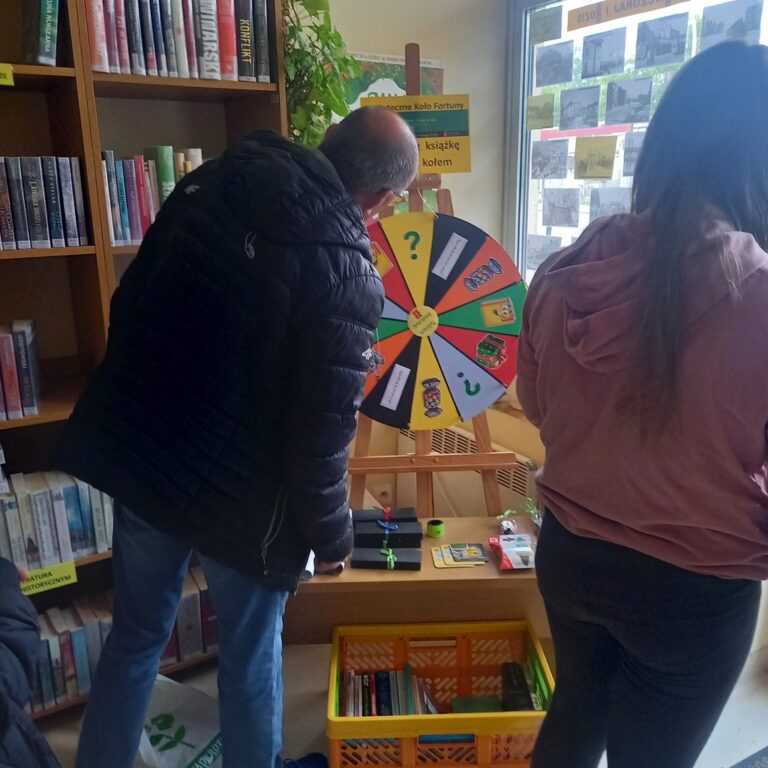 biblioteczne koło fortuny