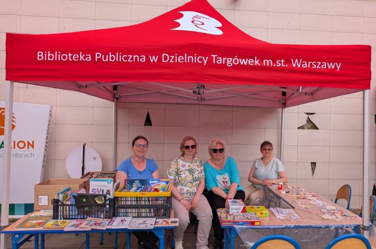 festyn plenerowy w szkole podstawowej nr 42