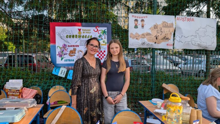 festyn plenerowy w szkole podstawowej nr 42