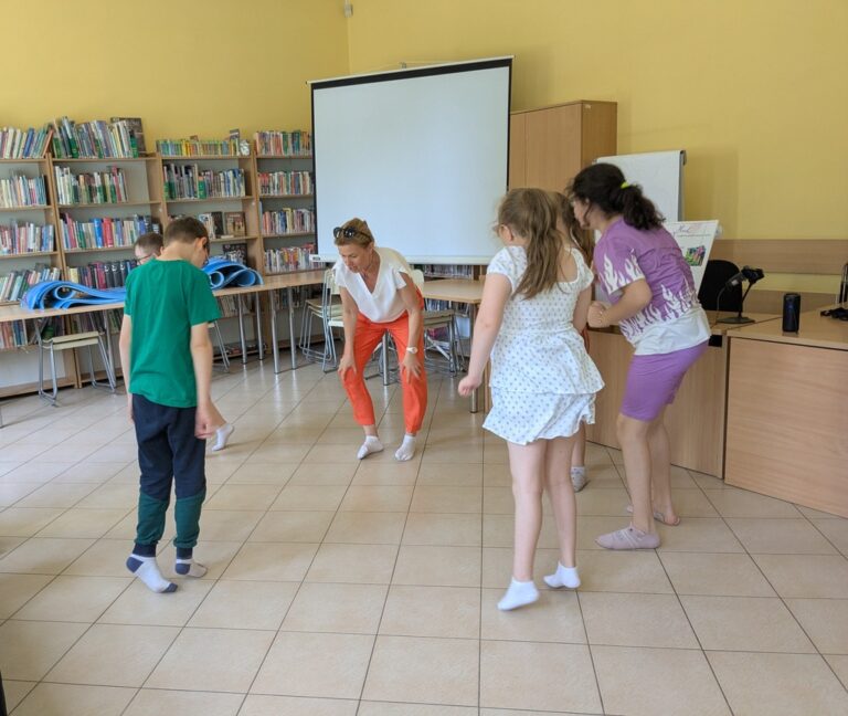 warsztaty sensoryczne w bibliotece