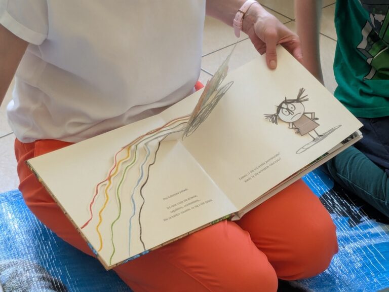 warsztaty sensoryczne w bibliotece