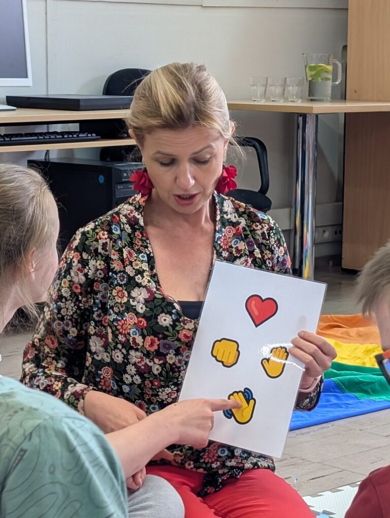 warsztaty sensoryczne w bibliotece