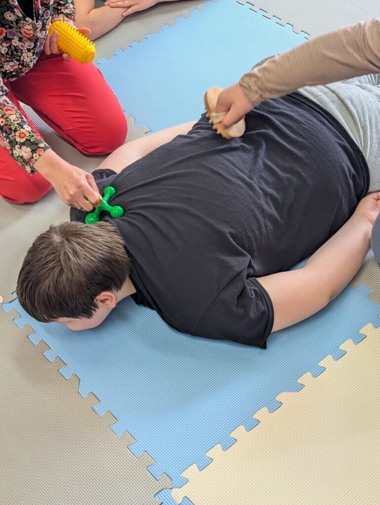 warsztaty sensoryczne w bibliotece