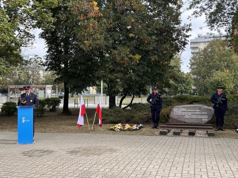 uroczyste obchody 86. rocznicy nalotu dywanowego na Bródno