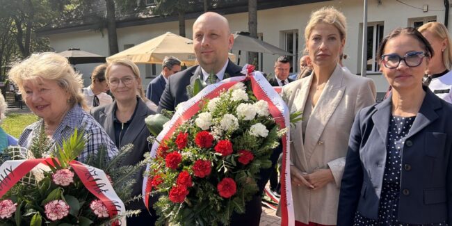 uroczyste obchody 86. rocznicy nalotu dywanowego na Bródno