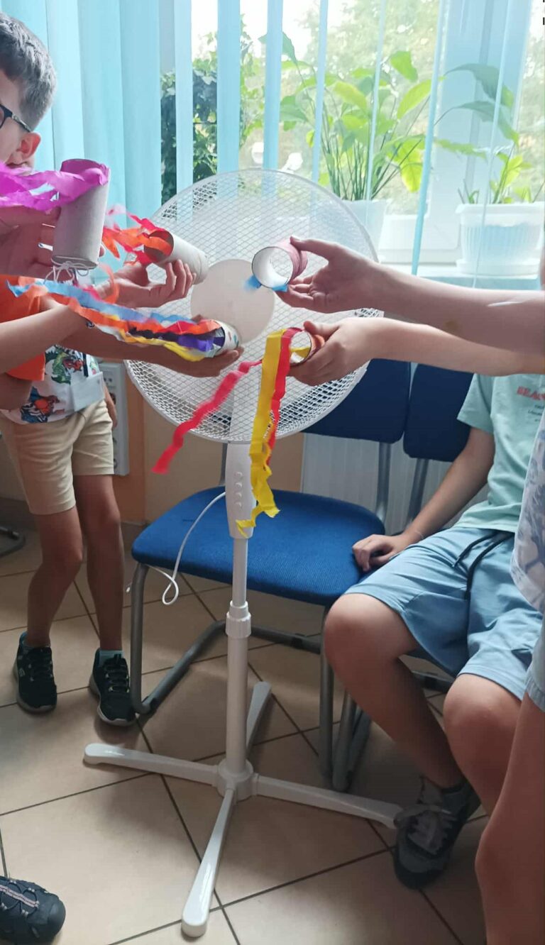 zajęcia dla dzieci w ramach akcji lato w mieście