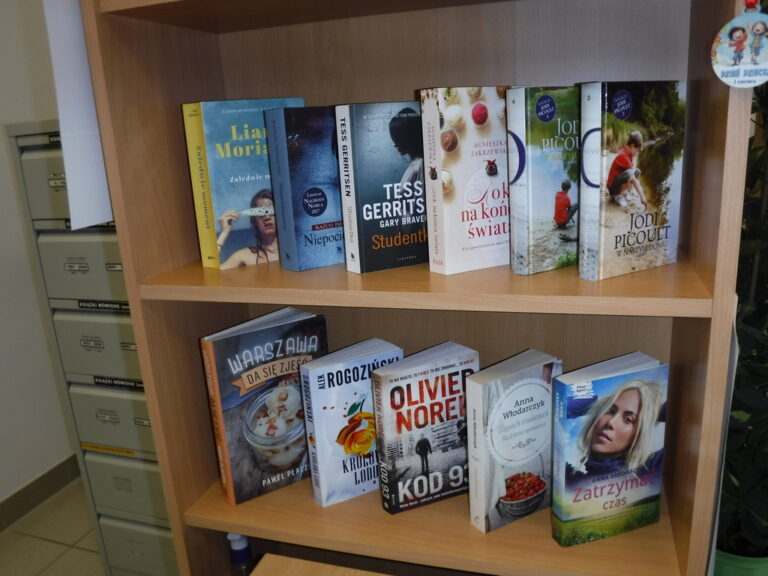 Narodowe Czytanie poezji Jana Kochanowskiego w Wypożyczalni nr 64