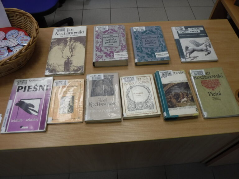 Narodowe Czytanie poezji Jana Kochanowskiego w Wypożyczalni nr 64