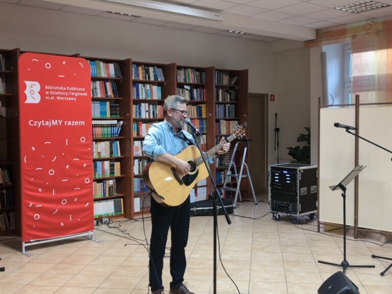 wieczór poetycko-muzyczny w czytelni