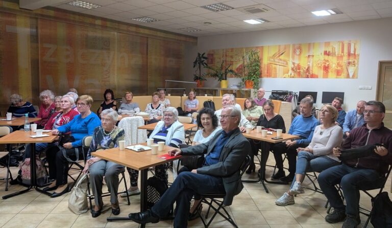 wieczór poetycko-muzyczny w czytelni