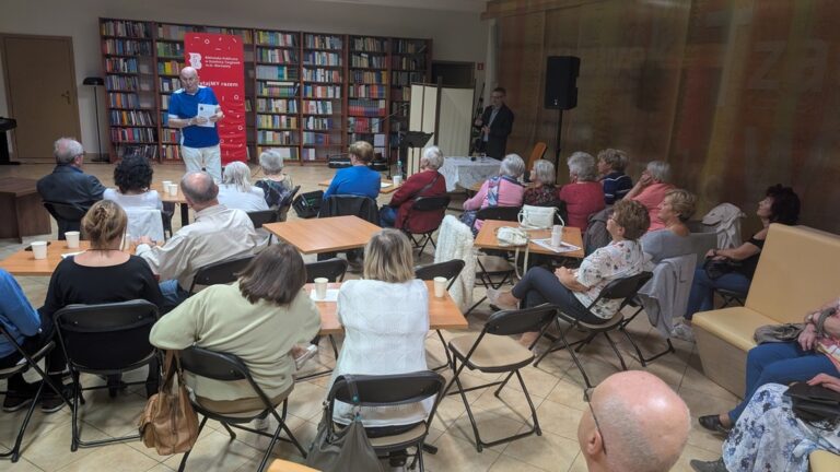 wieczór poetycko-muzyczny w czytelni