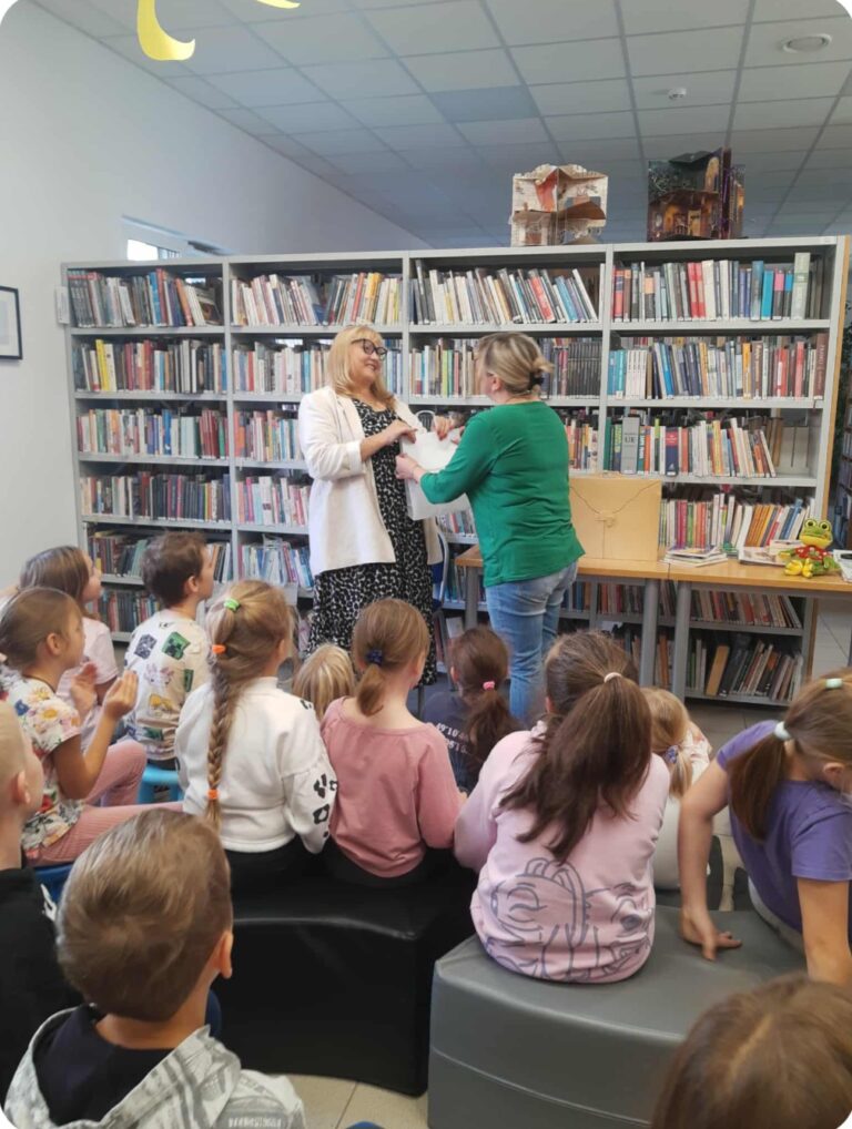 spotkanie autorskie dla dzieci z Małgorzatą Laską w bibliotece