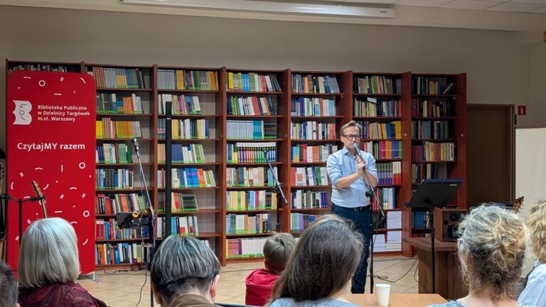 czwartek poetycko-muzyczny - koncert Tomasza Szweda i Michała Konstrata