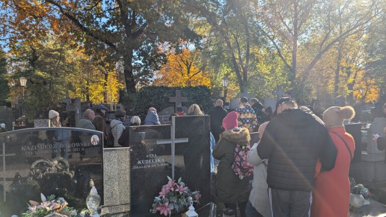 spacer po cmentarzu bródnowskim