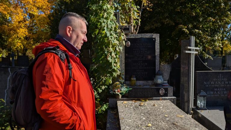 spacer po cmentarzu bródnowskim