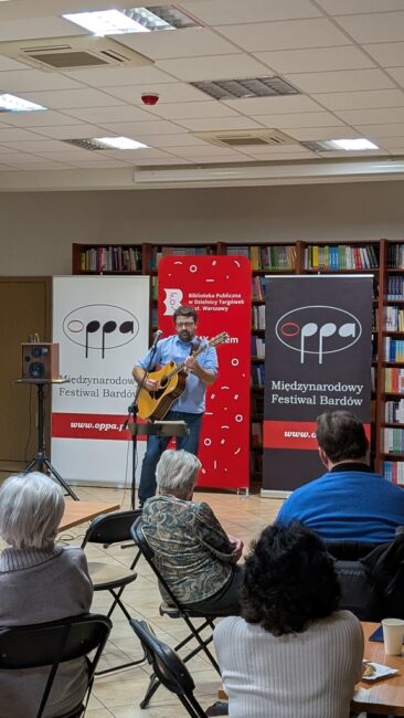 czwartek poetycko-muzyczny