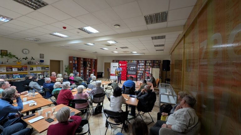 czwartek poetycko-muzyczny