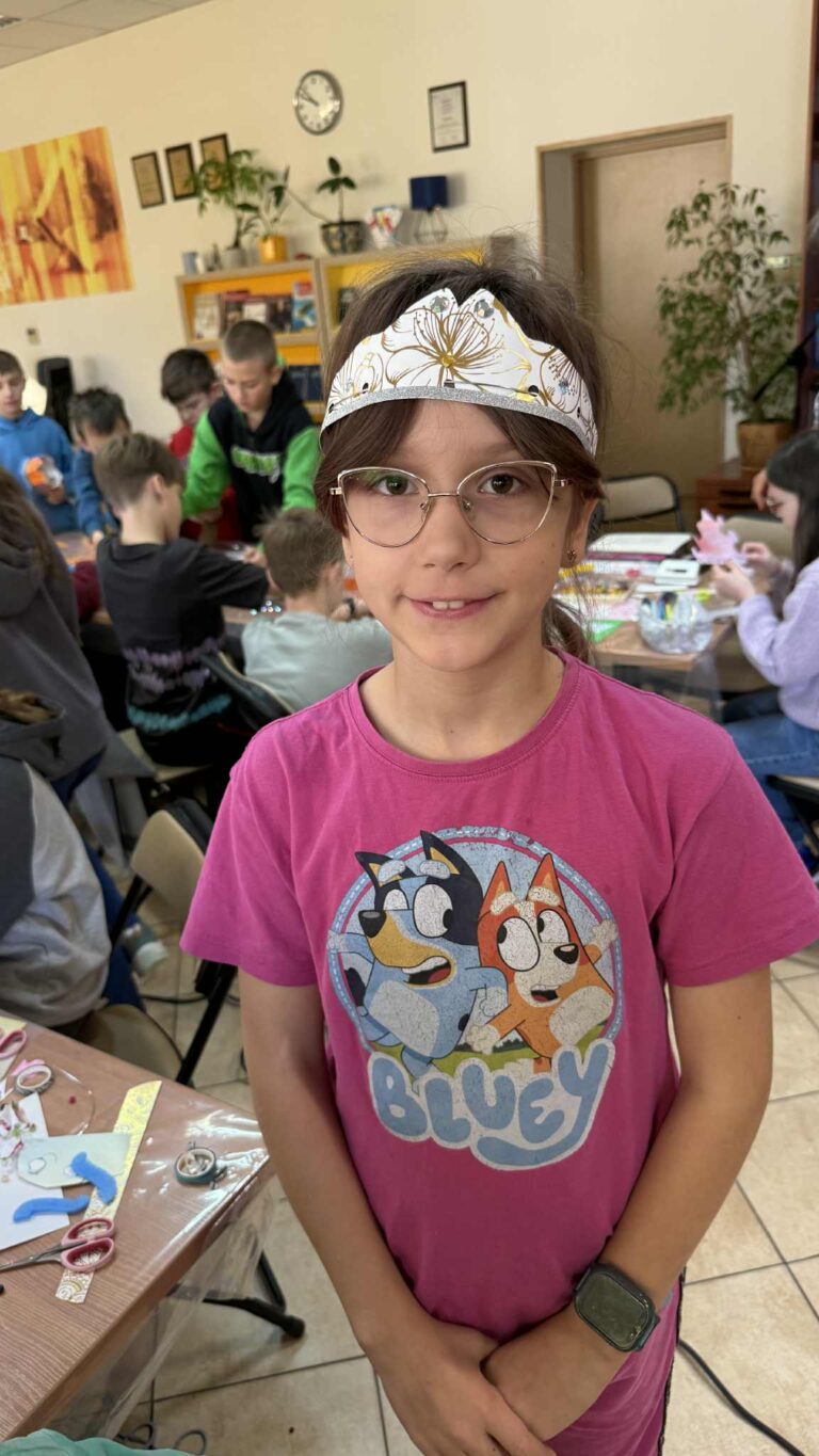 warsztaty tworzenia koron, diademów i innych królewskich nakryć głowy