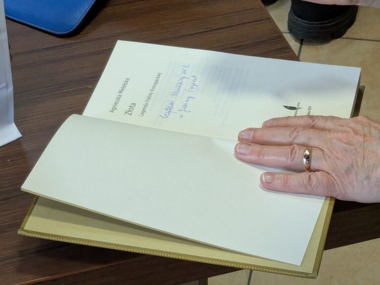 spotkanie z Agnieszką Metelską w Czytelni