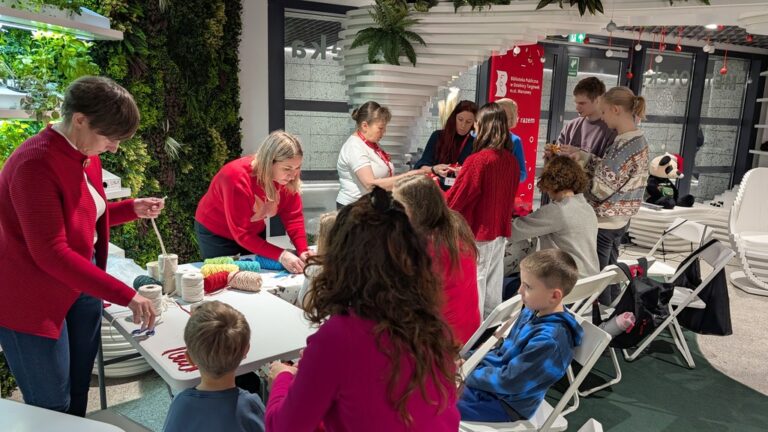 warsztaty tworzenia stroików świątecznych