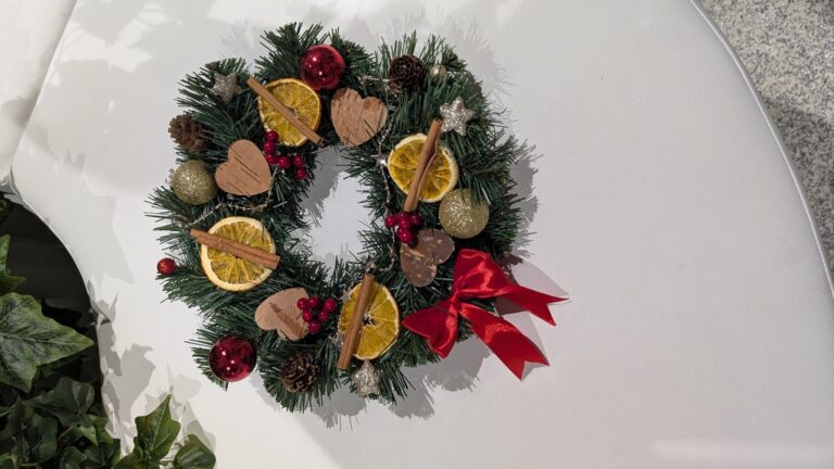 warsztaty tworzenia stroików świątecznych