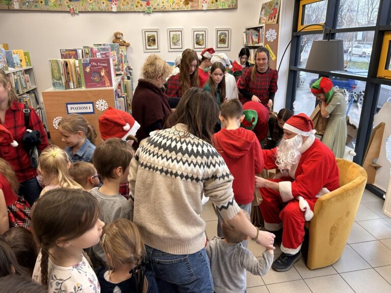 spotkanie mikołajkowe w bibliotece